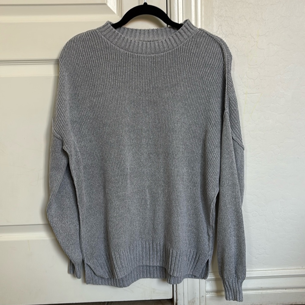 Hollister Gray Sweater